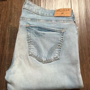 Hollister Low-Rise Super Skinny Jeans